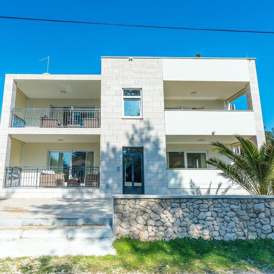 Apartmann Vir Extérieur photo