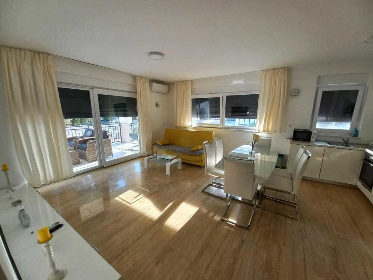 Apartmann Vir Extérieur photo